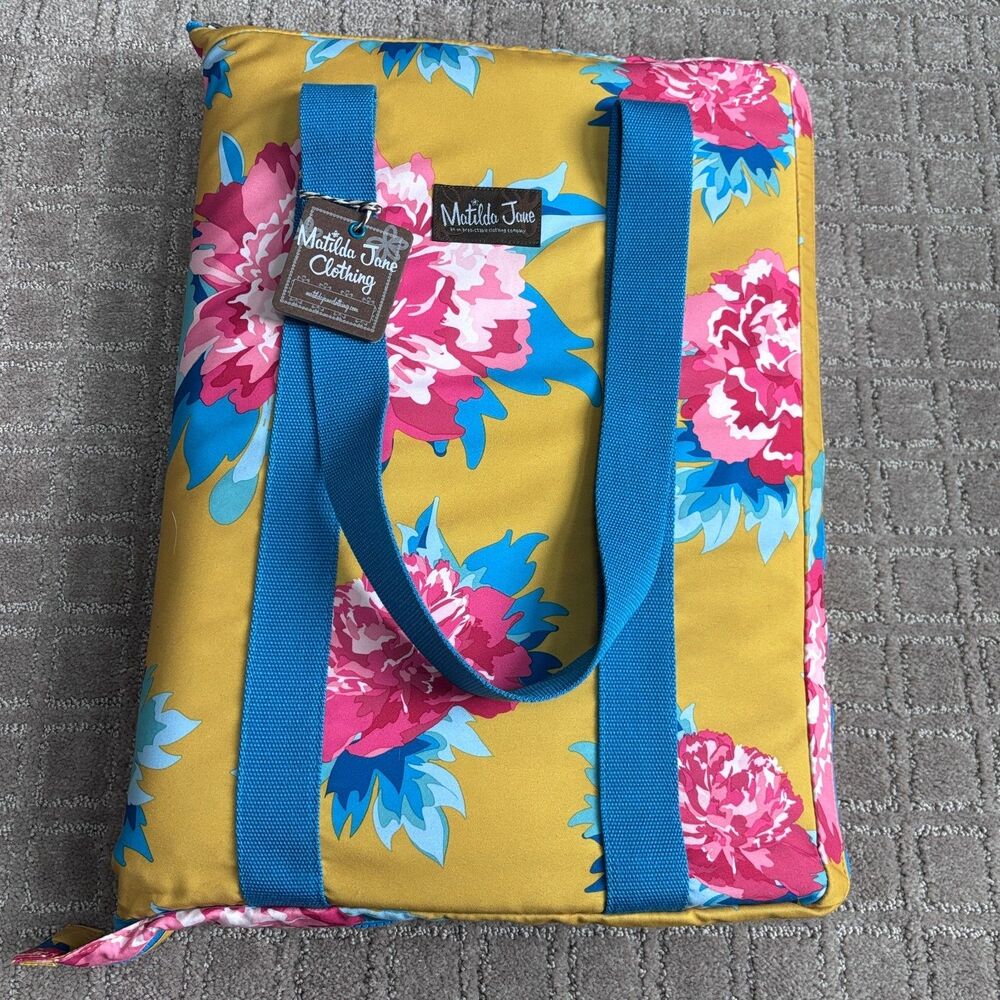 Matilda Jane Floral Camp Beach Bum Fold Up Blanket Mat Carry Tote 54x87 Picnic